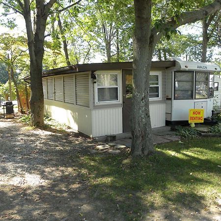 Countryside Campground Apartment Mogadore Bagian luar foto