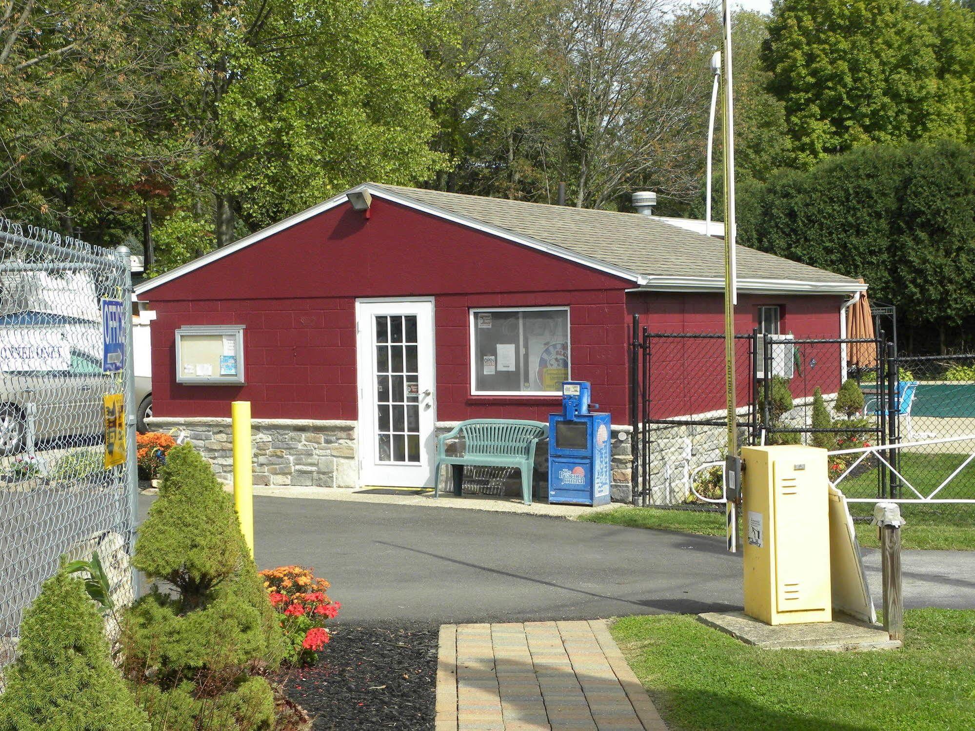 Countryside Campground Apartment Mogadore Bagian luar foto