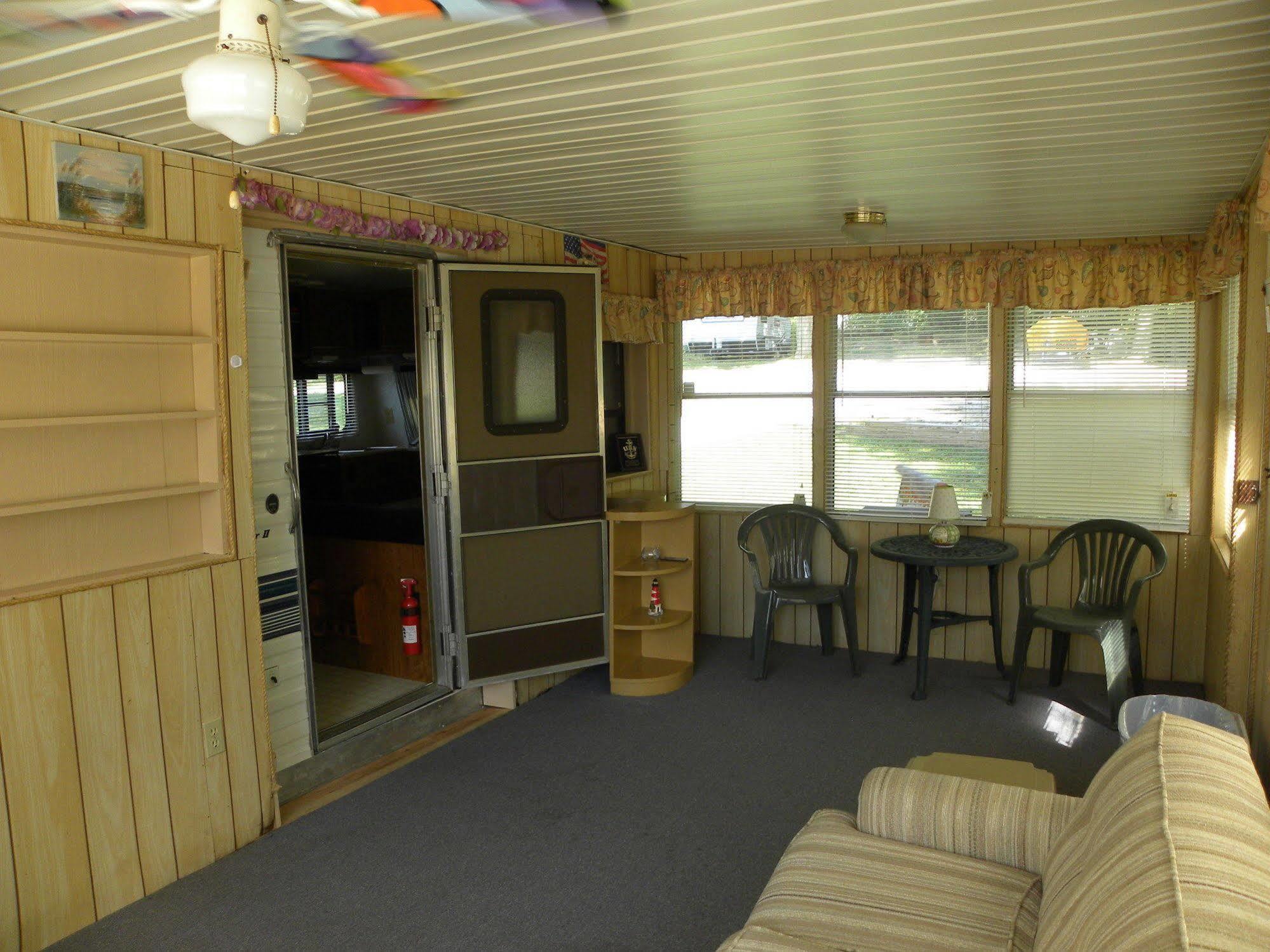 Countryside Campground Apartment Mogadore Bagian luar foto