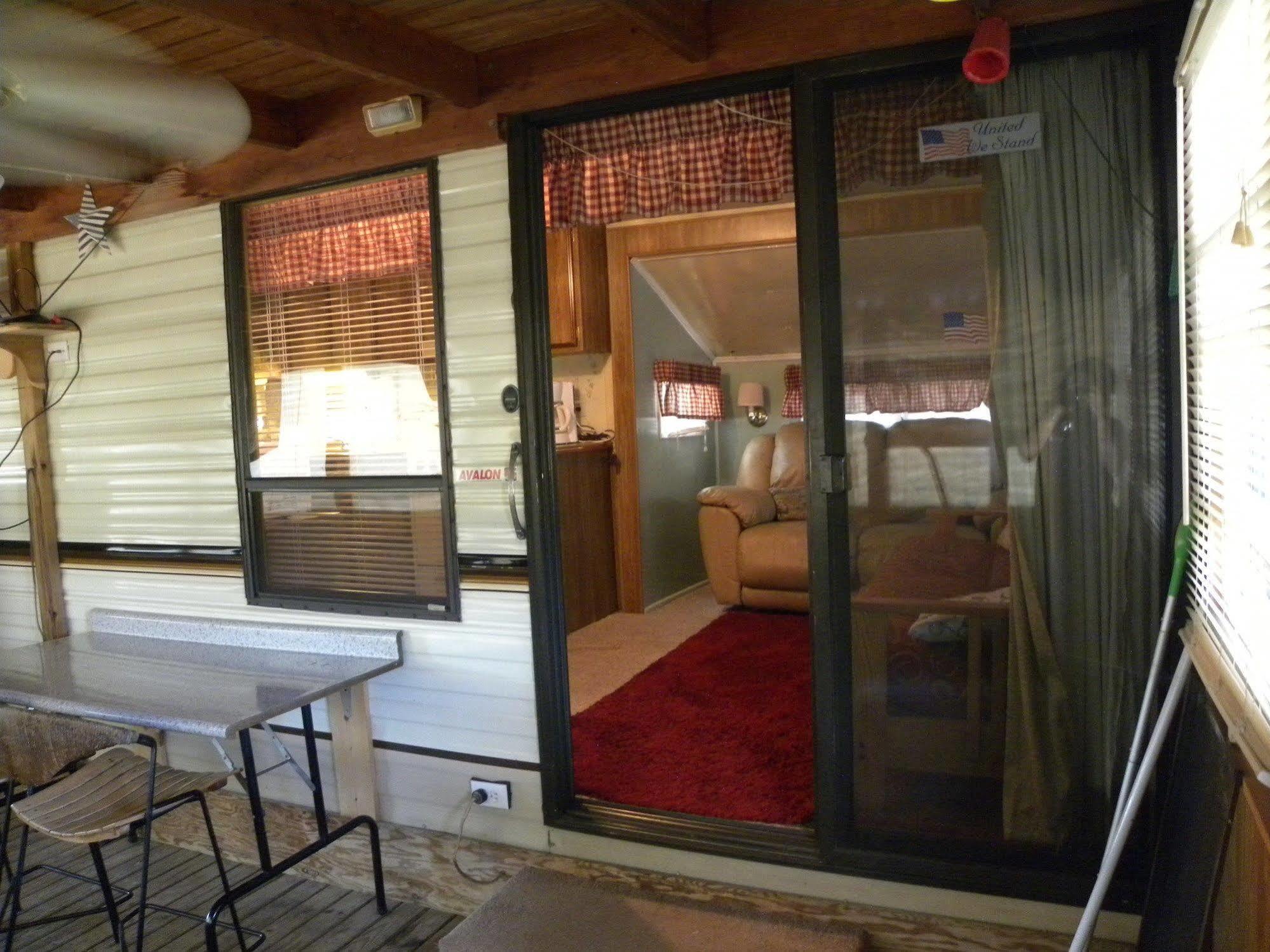 Countryside Campground Apartment Mogadore Bagian luar foto