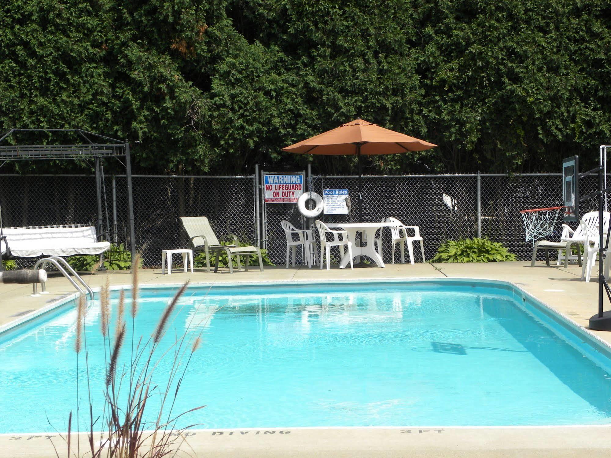 Countryside Campground Apartment Mogadore Bagian luar foto